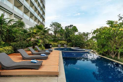 Clove Garden Hotel & Residence