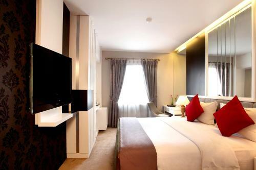 Gino Feruci Braga Hotel