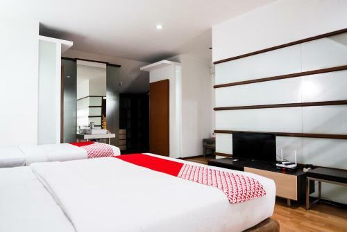 Hostal Oyo 229 Hi Quality