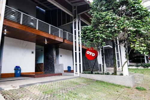 Hostal Oyo 229 Hi Quality