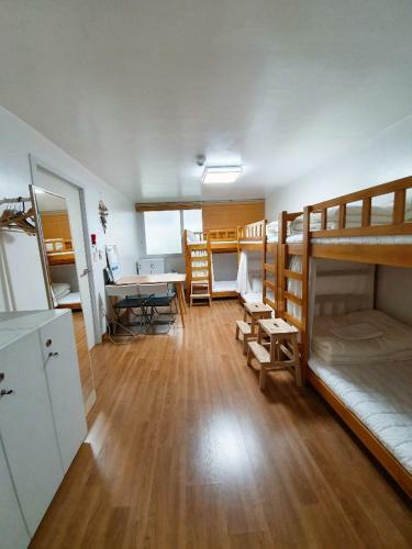 Hostal Byulbam Guesthouse