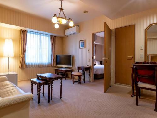 Shonan Crystal Hotel