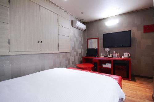 Apple Motel