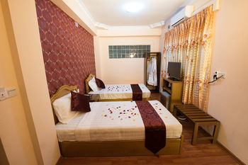 Royal Yadanarbon Hotel