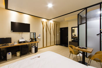 Ara Hotel