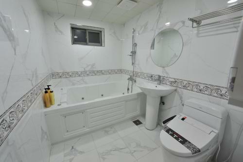 Ytt Hotel