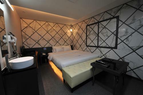 Ytt Hotel