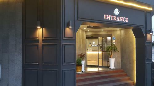 The Bs Hotel Busan Station