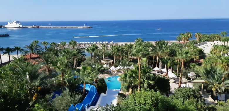 Oscar Resort Hotel