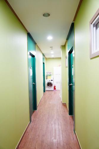 Hostal Busan Party Guesthouse