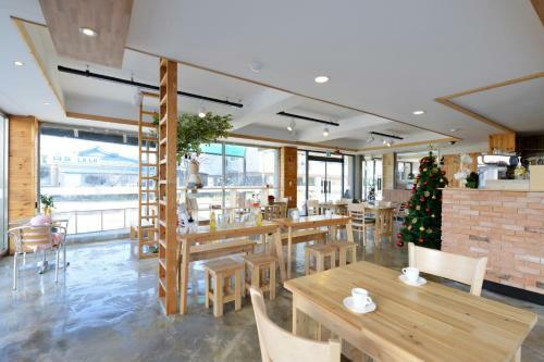 Hotel Hj House