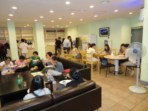 Hostal You&i Guesthouse
