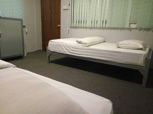 Little Yangon Hostel
