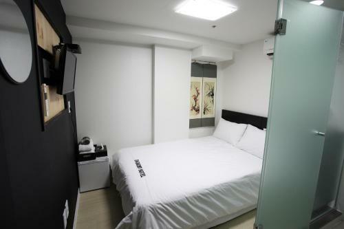 Albergue Ekonomy Hotel Myeongdong Premier