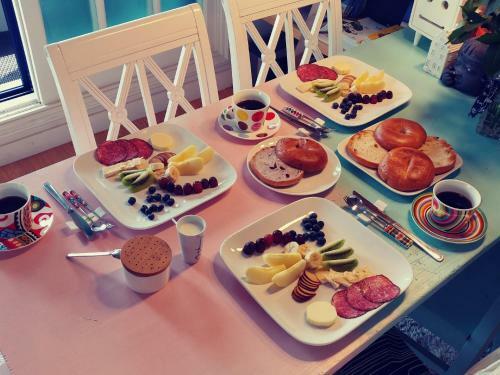 Hostal Urbanwood Guesthouse