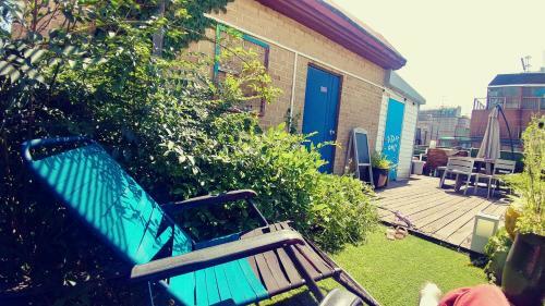 Hostal Urbanwood Guesthouse