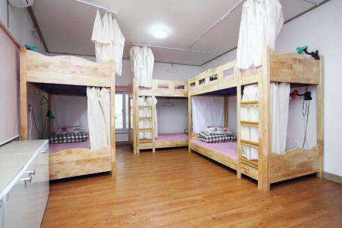 Albergue Mori Guesthouse