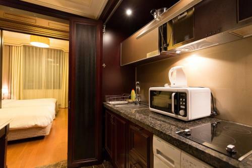 Apartamentos Yeoksam Artnouveau Hotel