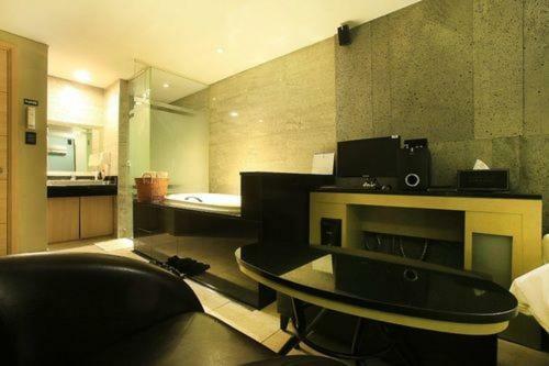 Tara Hotel