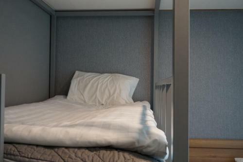 Hostal J-honor Guesthouse