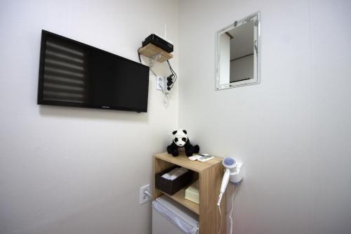 Hostal Charim Guesthouse