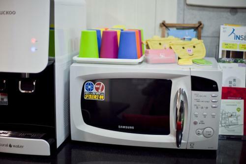 Hostal Ari House