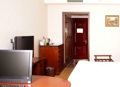 Jingbin Hotel
