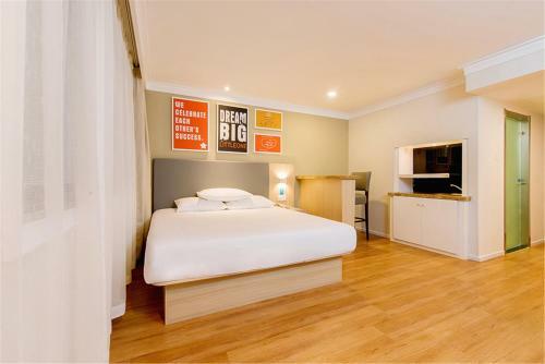 Hotel Hanting Express Beijing Niujie