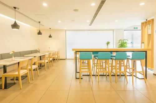 Hotel Hanting Express Beijing Huanle Valley