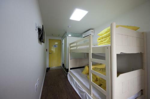 Hostal 24 Guesthouse Myeongdong Town