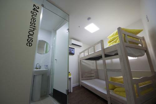 Hostal 24 Guesthouse Myeongdong Town
