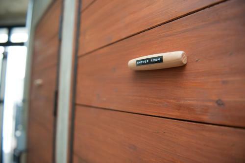 Hostal Twotwo House