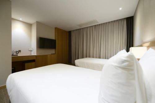 Hotel New Oriental Myeongdong
