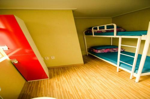 Hostal Kimchee Sinchon Guesthouse