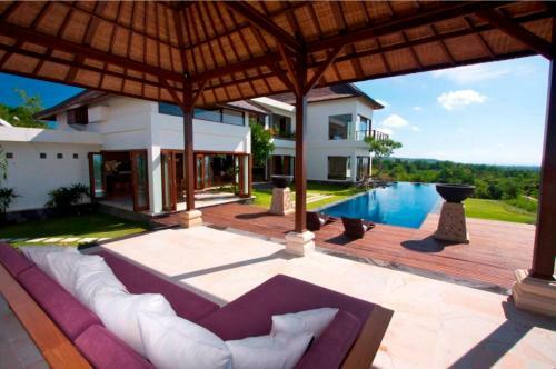 Awanti Villa