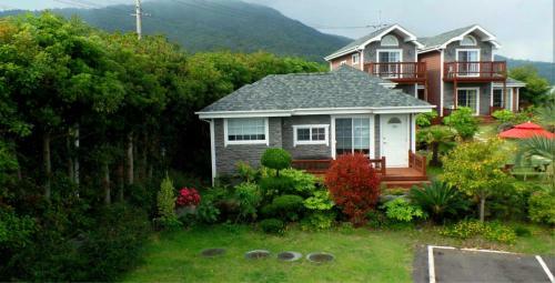 Jubilee Chalet