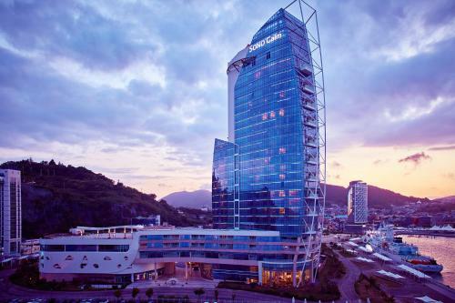 Hotel Sono Calm Yeosu