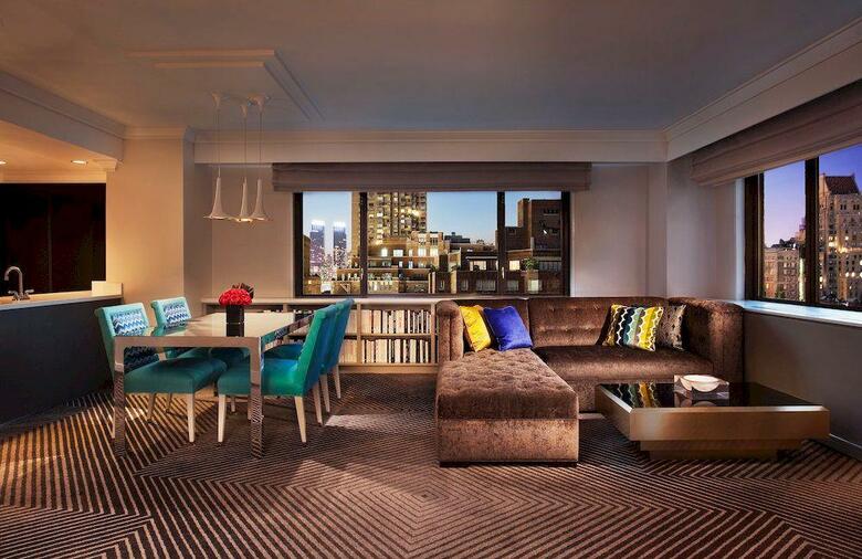 Hotel Loews Regency