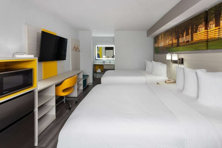 Hotel Quality Inn - West