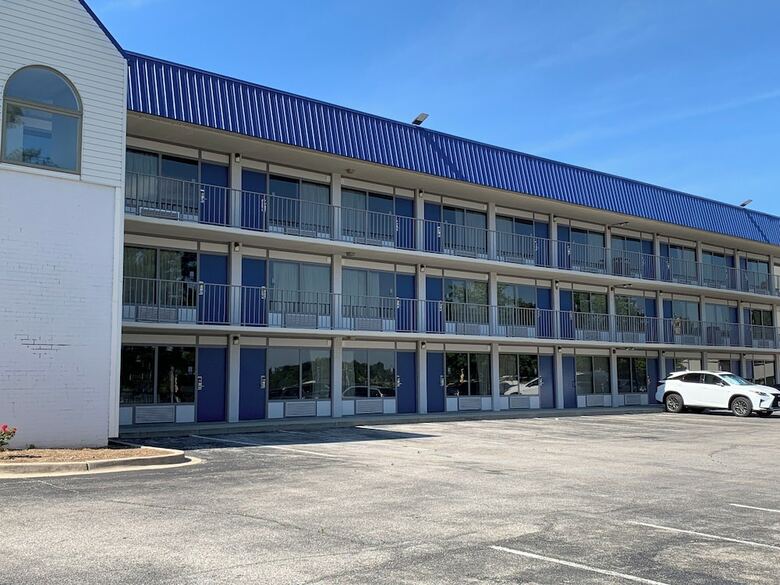 Hotel Quality Inn - West