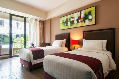 100 Sunset Hotel Managed By Eagle Eyes