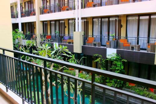 100 Sunset Hotel Managed By Eagle Eyes