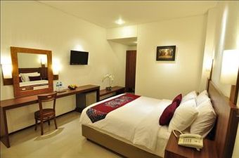 D'lima Hotel & Villas