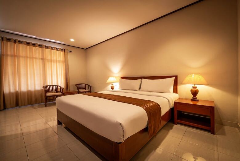 Hotel Yulia Beach Inn Kuta