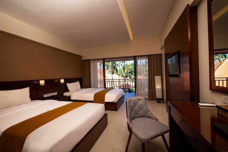 Hotel Yulia Beach Inn Kuta