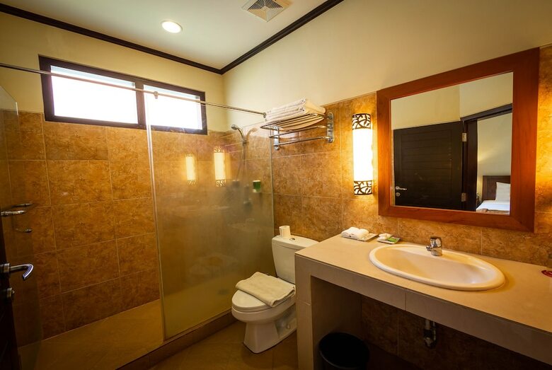 Hotel Yulia Beach Inn Kuta