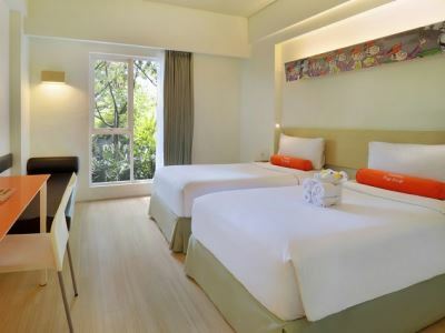 Harris Hotel & Residences Sunset Road