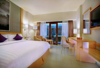 Quest Hotel Kuta
