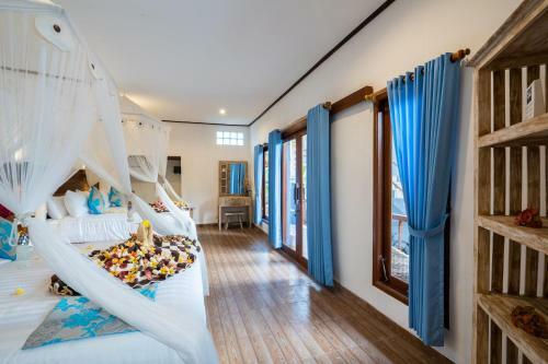 Breeze Villa