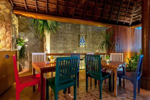 Rhadana Hotel
